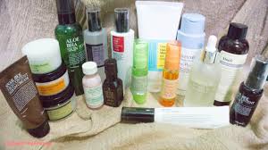 Tapi karena salah satu teman aku merekomendasikan produk erha acne care lab series. Jerawat Kenapa Tidak Ke Dokter Mykittybeauty