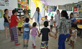 Resultado de imagem para fotos da primeira infancia escola