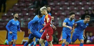 Sakaryaspor finale çıktı, rakibi kocaelispor oldu! Galatasaray 0 2 Tuzlaspor Mac Sonucu Ziraat Turkiye Kupasi