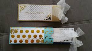 Konzertkarten Konzertkartenverpacken Schluss Mit Einfachen Konzertverpackung Ganz Einfach Selber Welche Basteln Mit Designerpap In 2020 Diy Office Supplies Notebook