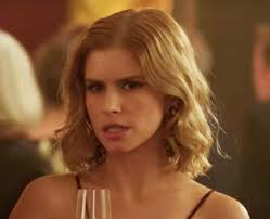 Original title emily in paris. Who Plays Brooklyn Clark In Emily In Paris Carlson Young Emily In Paris Cast Popbuzz
