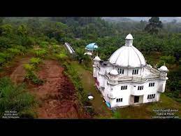 In ancient times it was used as a navigational aid by traders from overseas and allegedly was once an island called pulau serai. Villa Bunian Terengganu Villa Bunian Kuala Berang Youtube