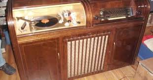 Saba Musikschrank Schallplattenspieler Radio Ca 50er Jahre In Saarbrucken Schallplattenspieler Schallplatten Hifi