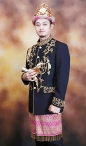 20 makanan tradisional perak sedap yang dilupakan (sedap kena cuba) #1. Pakaian Adat Aceh Pria Wanita Dan Anak Lengkap Gambar