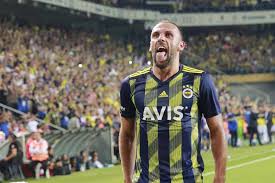 Çaykur rizespor forması altında başarılı bir sezon geçiren kosovalı golcü vedat muriqi transferin gözdesi oldu. Kosovo Talents In Europe Vedat Muriqi Facebook