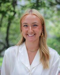 Heather Wilfong's Instagram, Twitter & Facebook