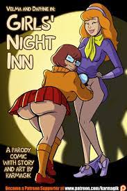 Velma and Daphne in: Girls' Night Inn • Free Porn Comics