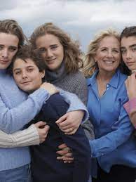 Joe is particularly close to naomi, finnegan, maisy, natalie, and robert. Jill Biden On The Campaign Of A Lifetime Vogue