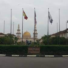 Fotos En Kolej Universiti Islam Antarabangsa Selangor Kuis Kajang Selangor