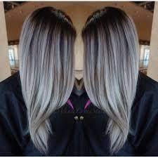 Je nach ausgangshaarfarbe musst du viel oder wenig davon in deine haarstruktur einlagern und deine haare vorher vielleicht sogar blondieren. Jun2 Hair Styles Balayage Hair Grey Long Hair Styles