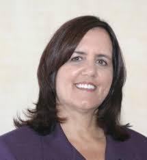 Leah Coulter's Instagram, Twitter & Facebook