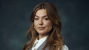 Actrice Abbey Hoes scoort rol in het tweede seizoen van Máxima