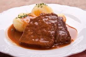 Brasato Al Barolo Beef Braised In Barolo Mangia Magna Italian Recipes Authentic Italian Recipes Roast Recipes