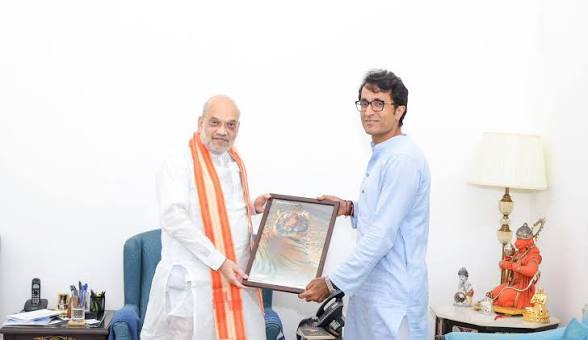 अनंतनाग में नाले में गिरा 5 साल का बेटा, बचाने के लिए पिता ने लगा दी छलांग, बच्चे की जान बची, पिता की मौत