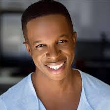 Robert Heydt's Instagram, Twitter & Facebook