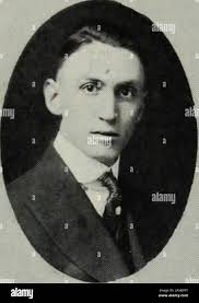 Bookidillio16univ hi-res stock photography and images