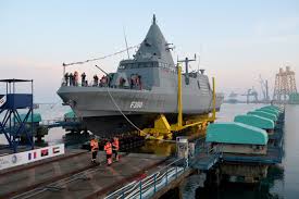 Photo retour sur les grandes dates du chantier naval CMN à Cherbourg