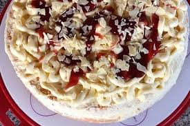 Erdbeer Spaghettieis Torte Von He Fe Chefkoch Spaghetti Eis Kuchen Und Torten Torten