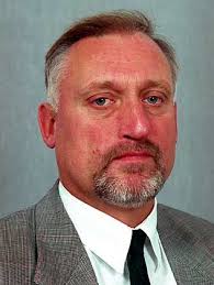 Unsere internetseiten bieten ihnen eine fülle von informationen. Landtagswahlen Die Ministerprasidenten Von Sachsen Anhalt Der Spiegel