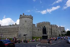 Ele é o como chegar ao castelo de windsor. Inglaterra Como Visitar O Castelo De Windsor Viajonarios