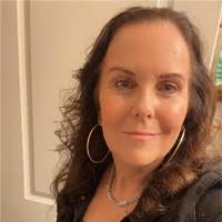 Ellen Wolner's Instagram, Twitter & Facebook