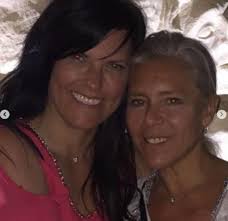 Samanta fox — alle news zu samantha fox —. Samantha Fox Si E Fidanzata Con Linda Olsen Le Nozze Quando Il Coronavirus Lo Permettera Tgcom24