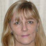 Reminiscence groups for people with dementia and their family carers