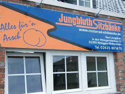 Ein mann kommt in eine apotheke und fragt den apotheker:. Sitzbanke In Der Eifel Alles Fur Den Arsch Motocult