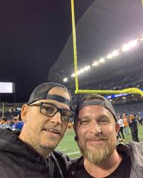 Guy Abraham (@guyabrahammusic) • Instagram photos and videos