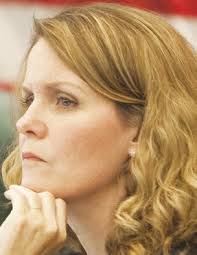 Censure attempt fails for Everett