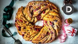 This christmas wreath bread is one of my. Edible Christmas Wreath White Chocolate Cranberry Youtube
