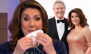 Overwhelmed' Jane McDonald sobbed in restaurant amid late fiancé's heart  touching gesture