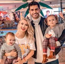 ,,give me something to play and i' m happy. Problemele Din CÄsnicia Andreei BÄlan ContinuÄ George Burcea A LÄsat O SingurÄ Cu FetiÈele Ètiri Un Site De Muzica