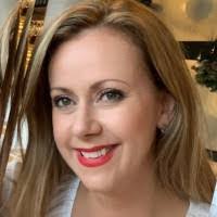 Kylie Warner's Instagram, Twitter & Facebook