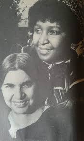 cheryl roberts على X: "Anti-apartheid and human rights activists Fatima Meer  and Winnie Mandela had an endearing lifelong friendship. A friendship that  survived everything thrown at them by the vicious apartheid regime.