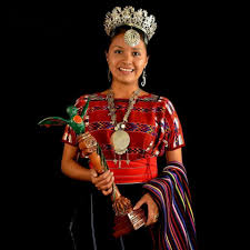 I Met This Woman At An International Peace Summit And She Is The Nicest Human In The World She Said I Was Beautiful Traditional Outfits Women Global Fashion