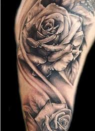 12 Kreative Tattoo Ideen Fur Die Oberarme Rosen Tattoo Mann Rosen Tattoo Tatowierungen