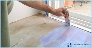 Boyama aleti olarakda boyayacağınız eşyaya göre rulo ya da fırça kullanabilirsiniz. Ahsap Bir Zemin Icin Boya Hangisi Daha Iyi