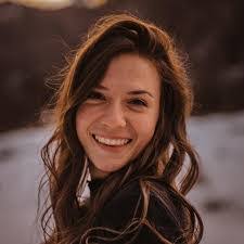 Allison Bingham's Instagram, Twitter & Facebook