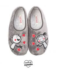 Originales zapatillas para andar por casa ¡amorosas como a ti te gustan y sobre todo muy cómodas! Zapatillas De Casa Con Frases Originales Pera Limonera