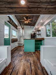 Tiny House Seated View Minuscule Maison Moderne Interieurs De Toute Petite Maison Plans De Maisonnette