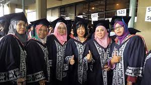 Open university malaysia universiti terbuka malaysia logo of the open university malaysia motto universiti untuk semua: Graduates From Oum Melaka Open University Malaysia Facebook