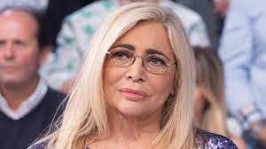 Il piccolo claudio è il figlio di paolo capponi, nato dalla relazione di venier con pier paolo capponi. Mara Venier Bad Words Fly With Her Husband You Are A The Treacherous Video The Democrat World Today News