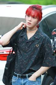 Yuta loves winwin so much credits to all the owners of the clips.let's be mutuals uwu:twitter: . Nct S Yuta Loves His Members So Much That He Keeps Them Close In This Unexpected Way Koreaboo