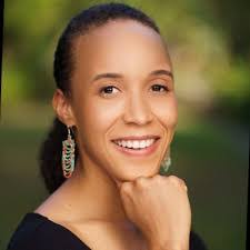 Dawn Henning's Instagram, Twitter & Facebook