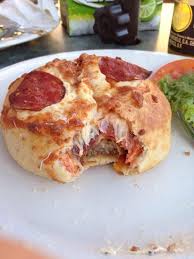 pizza burger picca i burger v odnom flakone wtf lifehack idea pizza food cool vkusnyashki kulinariya eda