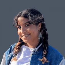 Danielle Staggs's Instagram, Twitter & Facebook