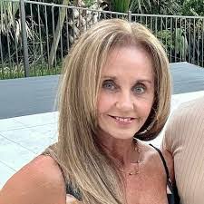 Kristin Duke's Instagram, Twitter & Facebook