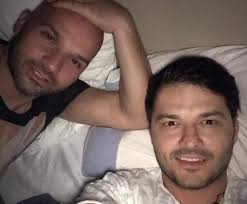 'ultima oară când am mâncat în românia…am mâncat un burger. S A Rupt LanÈ›ul De Iubire Dintre Liviu Varciu Si Andrei StefÄƒnescu M Am SupÄƒrat Motivul Scandalului Spynews Ro