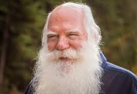 It's the home stretch in Alaska's unusual U.S. House primary, with Palin,  Santa, 46 other candidates